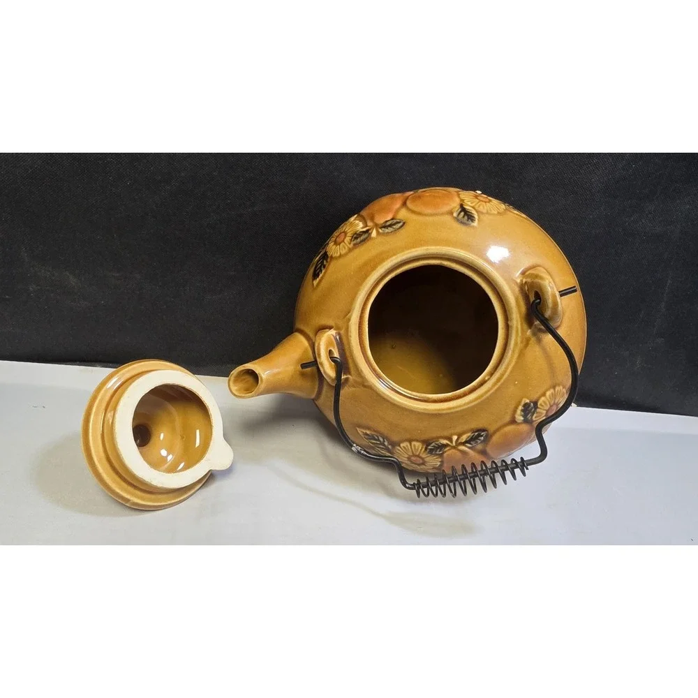 TeaPot Fall Harvest Fruit Dark Mustard Color Japan Vintage A5